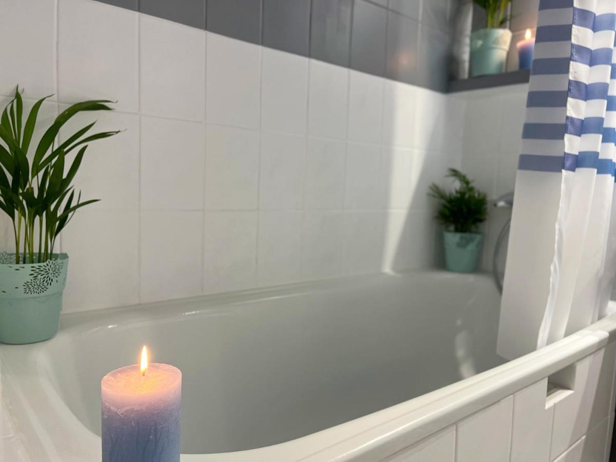 Apartament Stara Latarnia 瓦乌布日赫 外观 照片